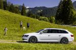 Skoda Superb Combi 2015 года